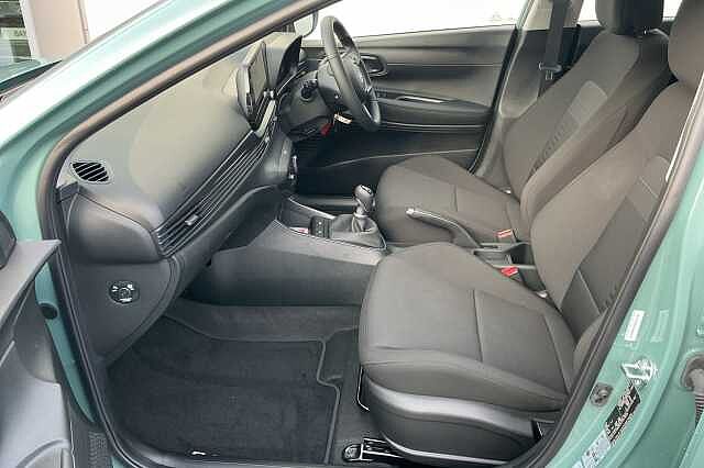 Hyundai BAYON 1.0 TGDi Advance 5dr Mangrove Green