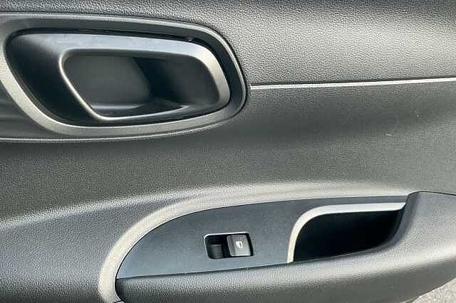 Hyundai BAYON 1.0 TGDi Advance 5dr Mangrove Green