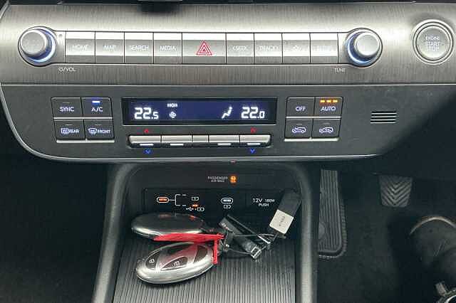 Hyundai KONA 1.0T Advance 5dr MIRAGE GREEN