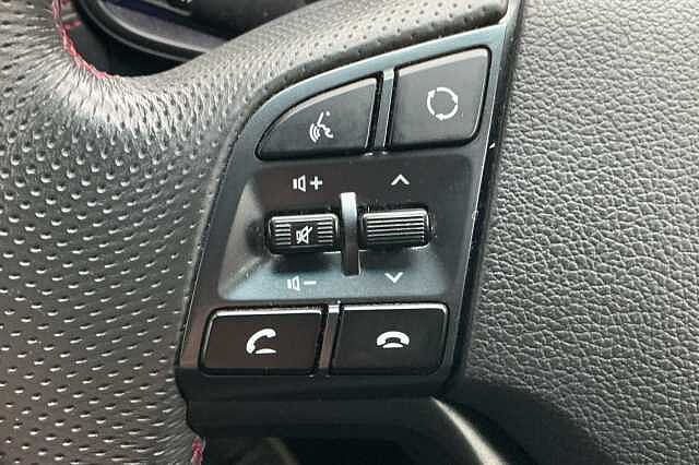 Hyundai TUCSON 1.6 CRDi 48V MHD 136 N Line 5dr 2WD DCT Micron Grey