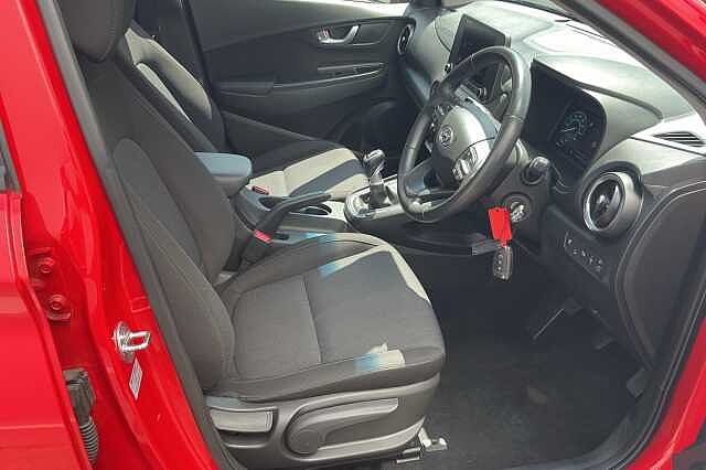 Hyundai KONA SUV 1.0 T-GDi (120ps) SE Connect 48 Volt MHEV