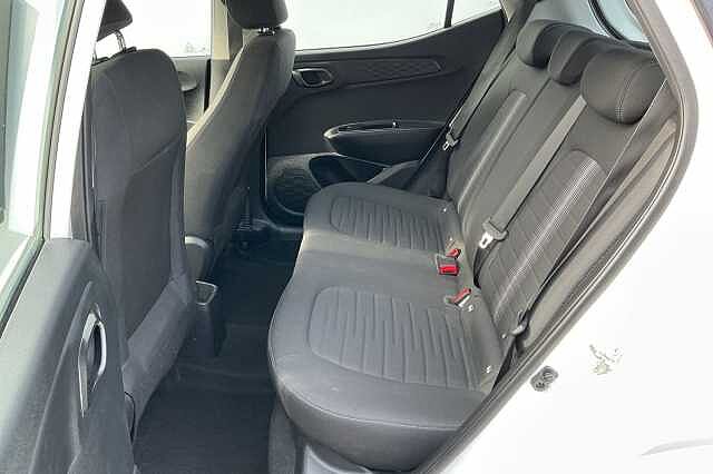 Hyundai i10 1.2 MPi SE Connect 5dr