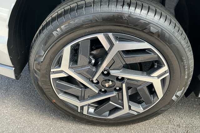 Hyundai KONA 1.6T 138 N Line 5dr DCT Shimmering Silver