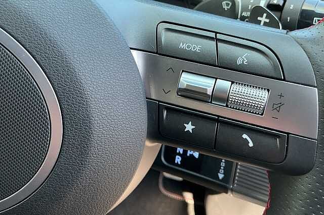 Hyundai KONA 1.6T 138 N Line 5dr DCT Shimmering Silver