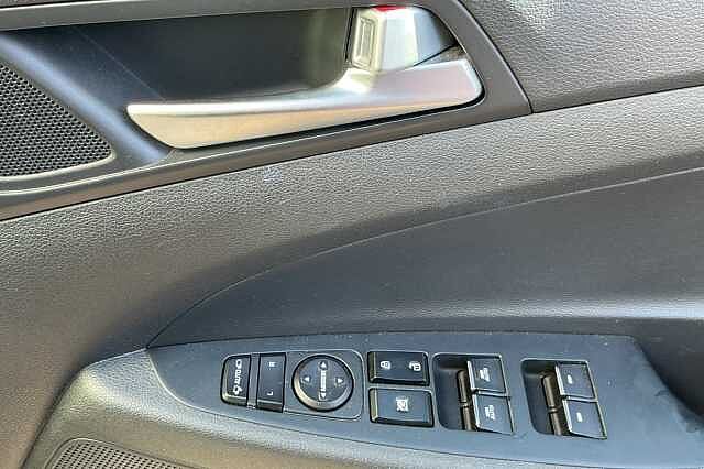 Hyundai TUCSON 1.6 GDi SE Nav 5dr 2WD