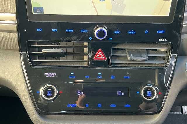 Hyundai IONIQ 1.6 GDi Hybrid Premium 5dr DCT
