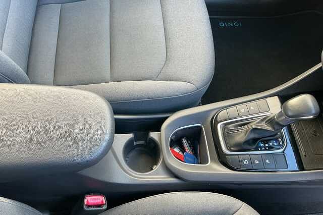 Hyundai IONIQ 1.6 GDi Hybrid Premium 5dr DCT