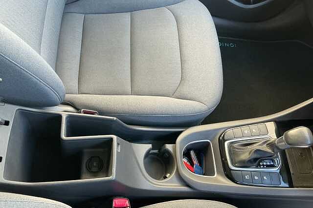 Hyundai IONIQ 1.6 GDi Hybrid Premium 5dr DCT
