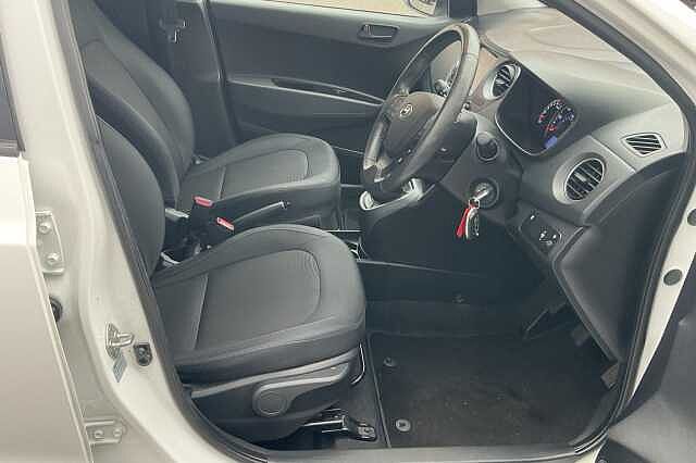 Hyundai i10 1.0 Play 5dr
