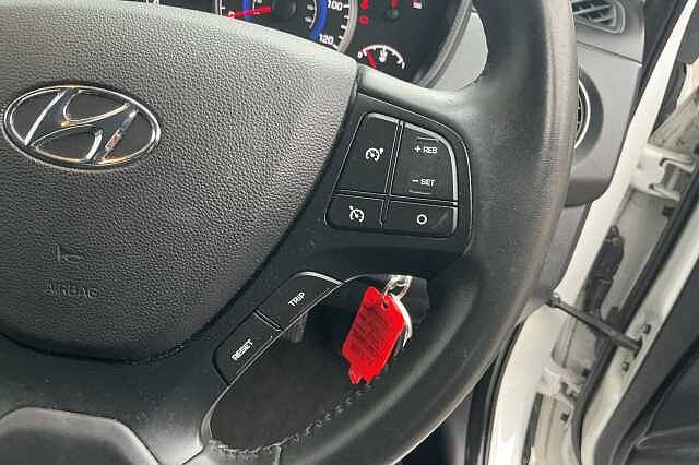 Hyundai i10 1.0 Play 5dr