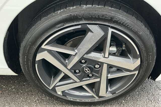 Hyundai i20 1.0T GDi Premium 5dr DCT