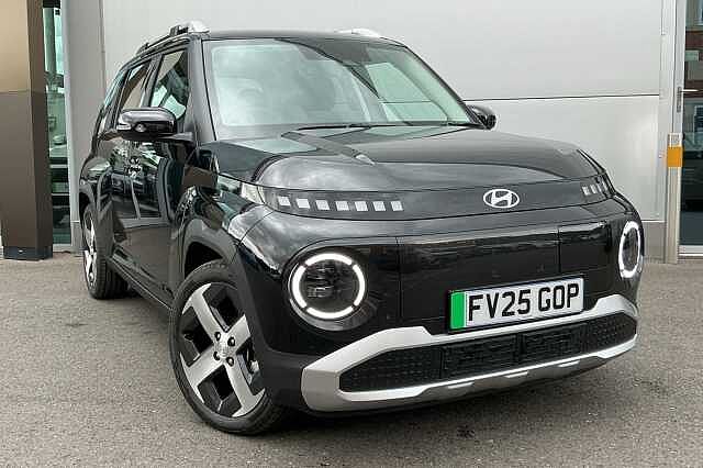 Hyundai INSTER 02 Long Range Auto (115ps) Abyss Black
