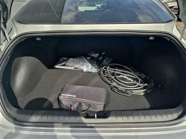 Hyundai IONIQ 6 E (228ps) Ultimate 77kWh (Single Motor) RWD