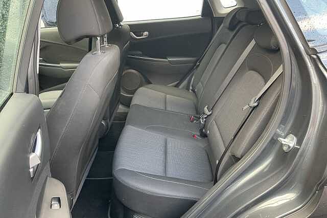 Hyundai KONA 1.6 GDi Hybrid SE Connect 5dr DCT Dark Knight