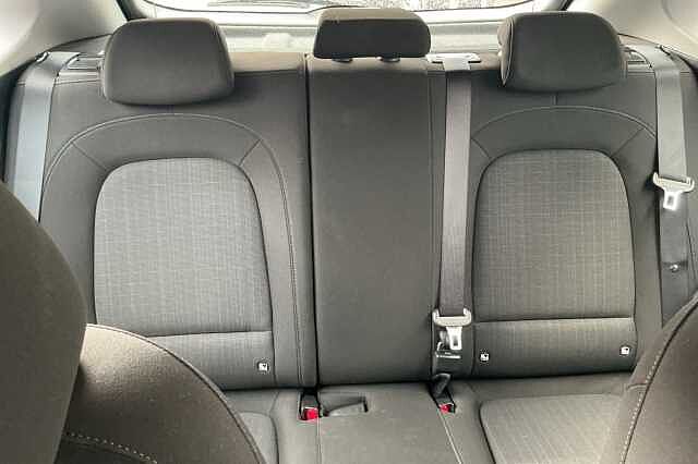 Hyundai KONA 1.6 GDi Hybrid SE Connect 5dr DCT Dark Knight