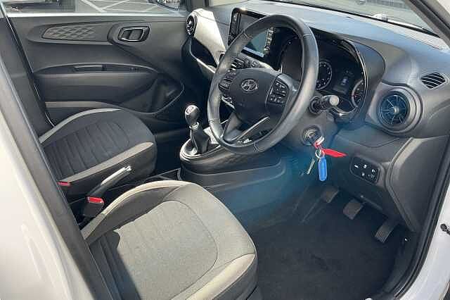 Hyundai i10 1.0 MPi SE Connect 5dr