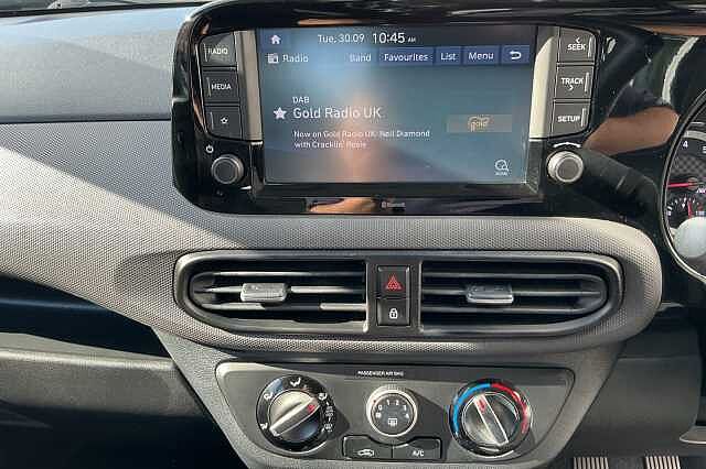 Hyundai i10 1.0 MPi SE Connect 5dr