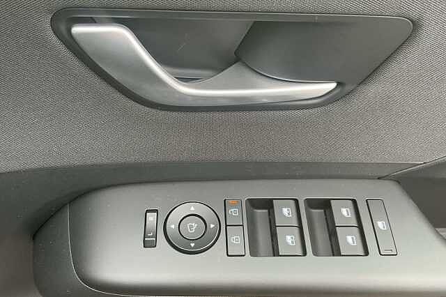 Hyundai KONA 1.0T 100 Advance 5dr