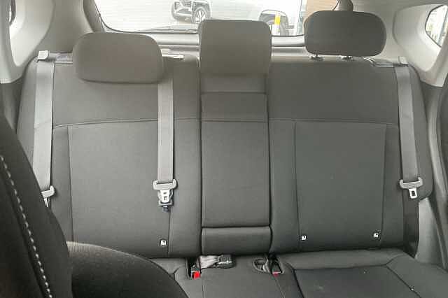 Hyundai KONA 1.0T 100 Advance 5dr