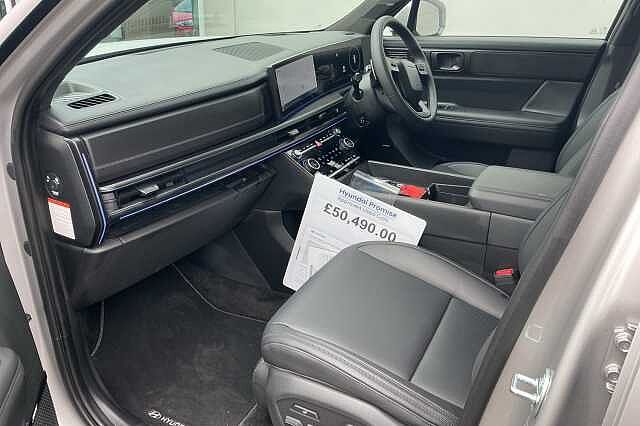 Hyundai SANTA FE 1.6 TGDi Plug-in Hybrid Calligraphy 5dr 4WD Auto Typhoon Silver