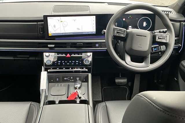 Hyundai SANTA FE 1.6 TGDi Plug-in Hybrid Calligraphy 5dr 4WD Auto Typhoon Silver