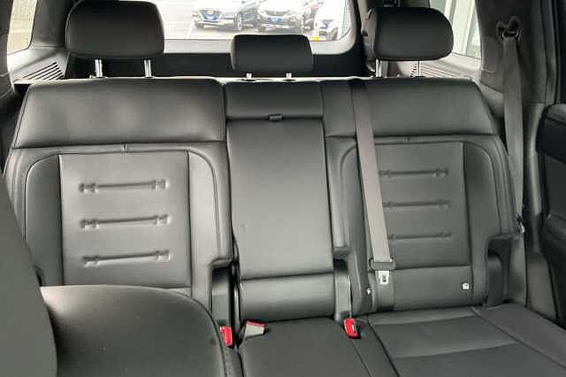 Hyundai SANTA FE 1.6 TGDi Plug-in Hybrid Calligraphy 5dr 4WD Auto Typhoon Silver