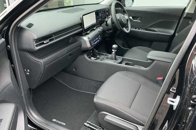Hyundai KONA 1.6T 138 Advance 5dr Abyss Black