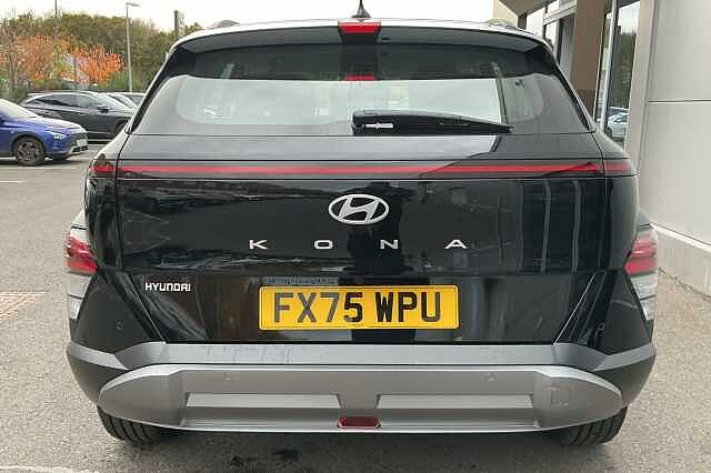 Hyundai KONA 1.6T 138 Advance 5dr Abyss Black