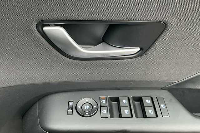 Hyundai KONA 1.6T 138 Advance 5dr Abyss Black