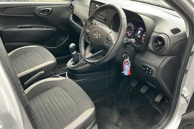 Hyundai I10 1.0 MPi SE 5dr Silver