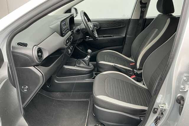 Hyundai I10 1.0 MPi SE 5dr Silver