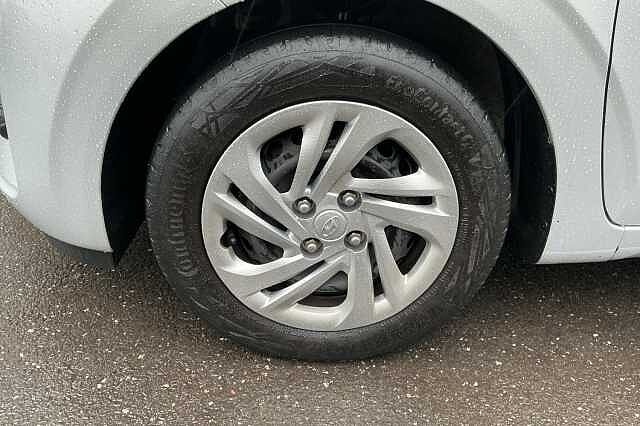 Hyundai I10 1.0 MPi SE 5dr Silver