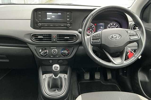 Hyundai I10 1.0 MPi SE 5dr Silver