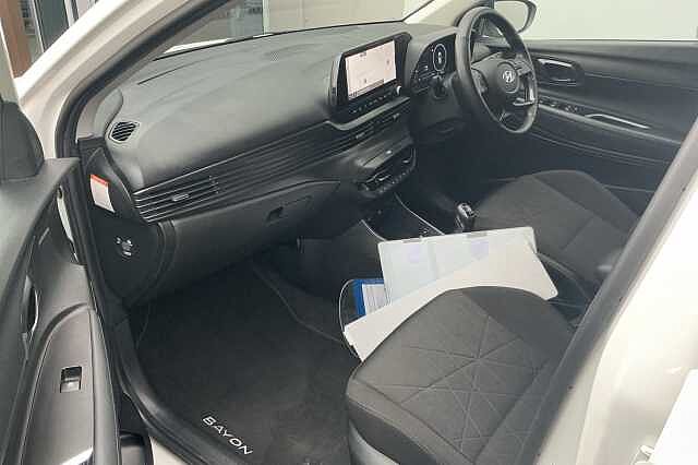 Hyundai BAYON 1.0 TGDi 48V MHEV Premium 5dr Atlas White