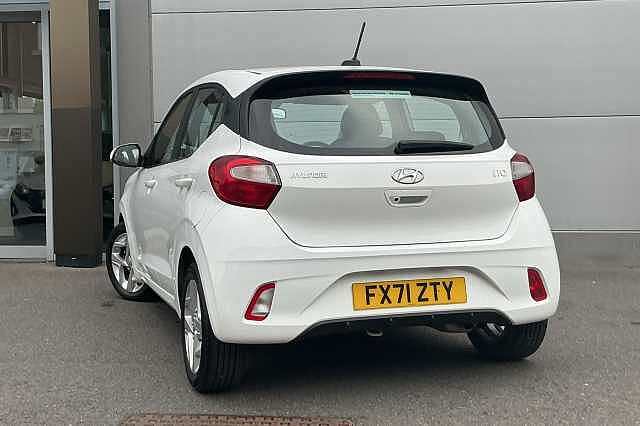 Hyundai i10 1.0 MPi SE Connect 5dr