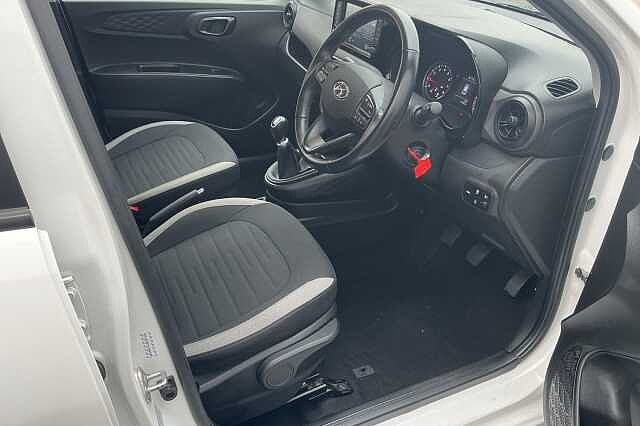 Hyundai i10 1.0 MPi SE Connect 5dr