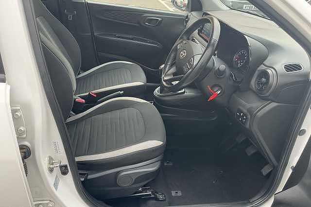 Hyundai i10 1.0 MPi SE Connect 5dr
