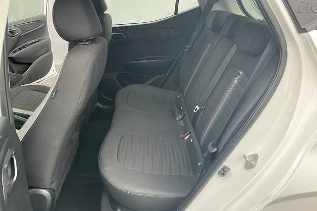 Hyundai i10 1.0 MPi SE Connect 5dr