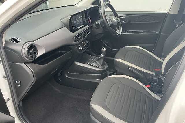 Hyundai i10 1.0 MPi SE Connect 5dr