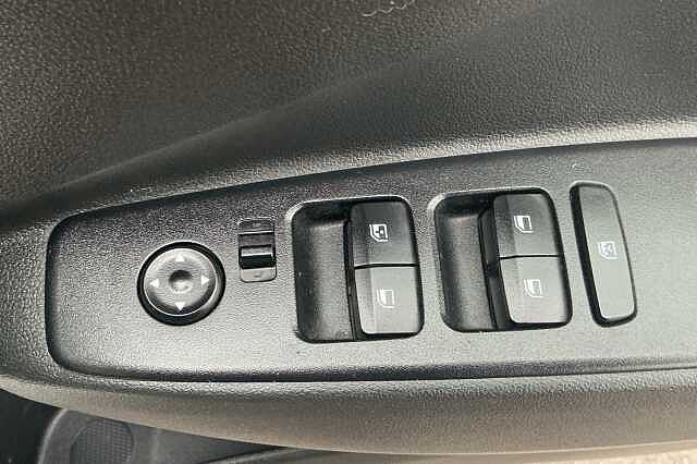 Hyundai i10 1.0 MPi SE Connect 5dr