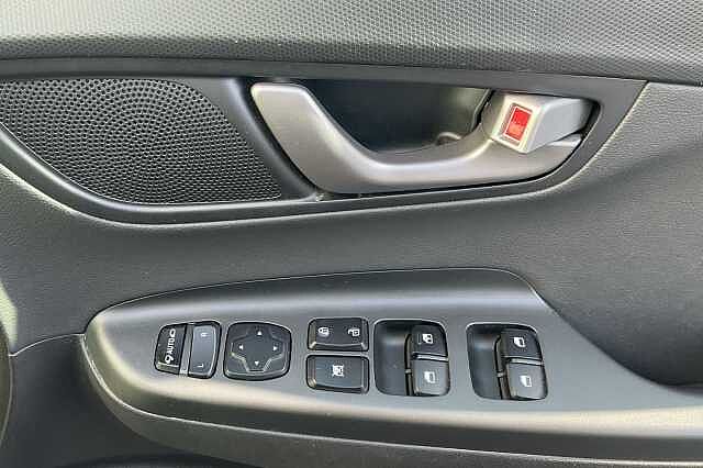 Hyundai KONA 1.0T GDi Blue Drive Premium SE 5dr Lake Silver