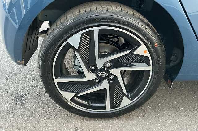 Hyundai i10 1.2 [79] Premium 5dr [Nav]