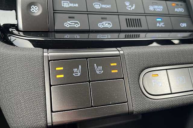 Hyundai INSTER 02 49kWh EV (116ps)