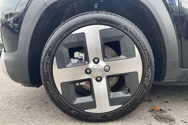 Hyundai INSTER 02 49kWh EV (116ps)