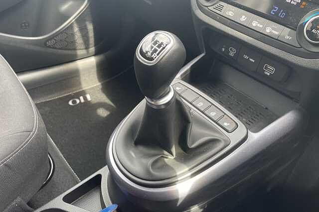 Hyundai i10 Premium 1.2 MPi (84ps)