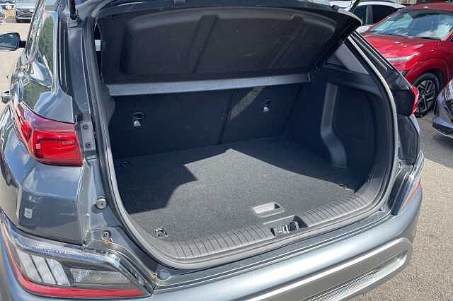 Hyundai KONA Premium Hybrid 1.6 GDi HEV (141ps)