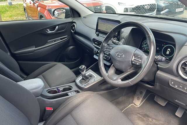 Hyundai KONA Premium Hybrid 1.6 GDi HEV (141ps)