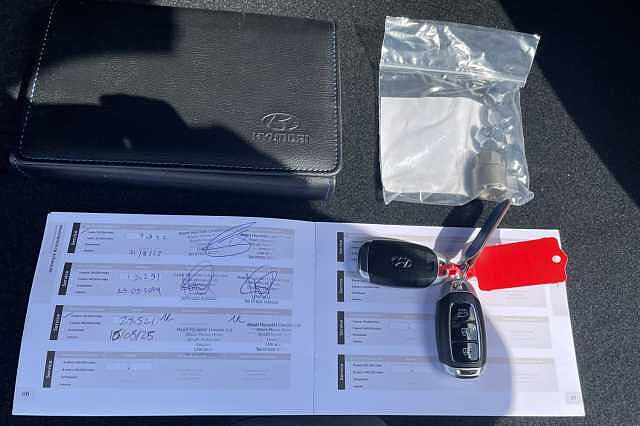 Hyundai KONA Premium Hybrid 1.6 GDi HEV (141ps)