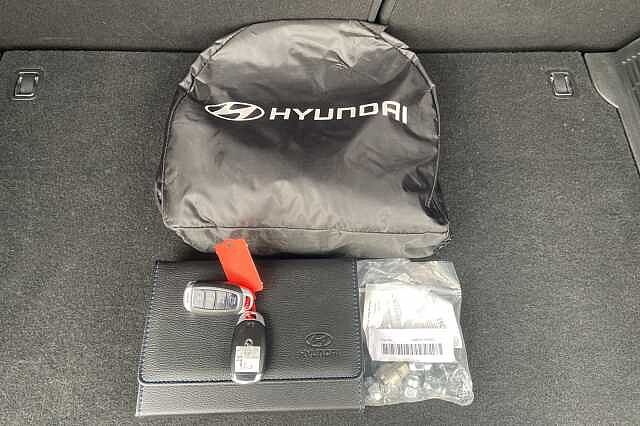 Hyundai KONA Ultimate Electric 64kWh EV 9204ps)