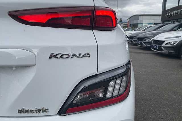 Hyundai KONA Ultimate Electric 64kWh EV 9204ps)